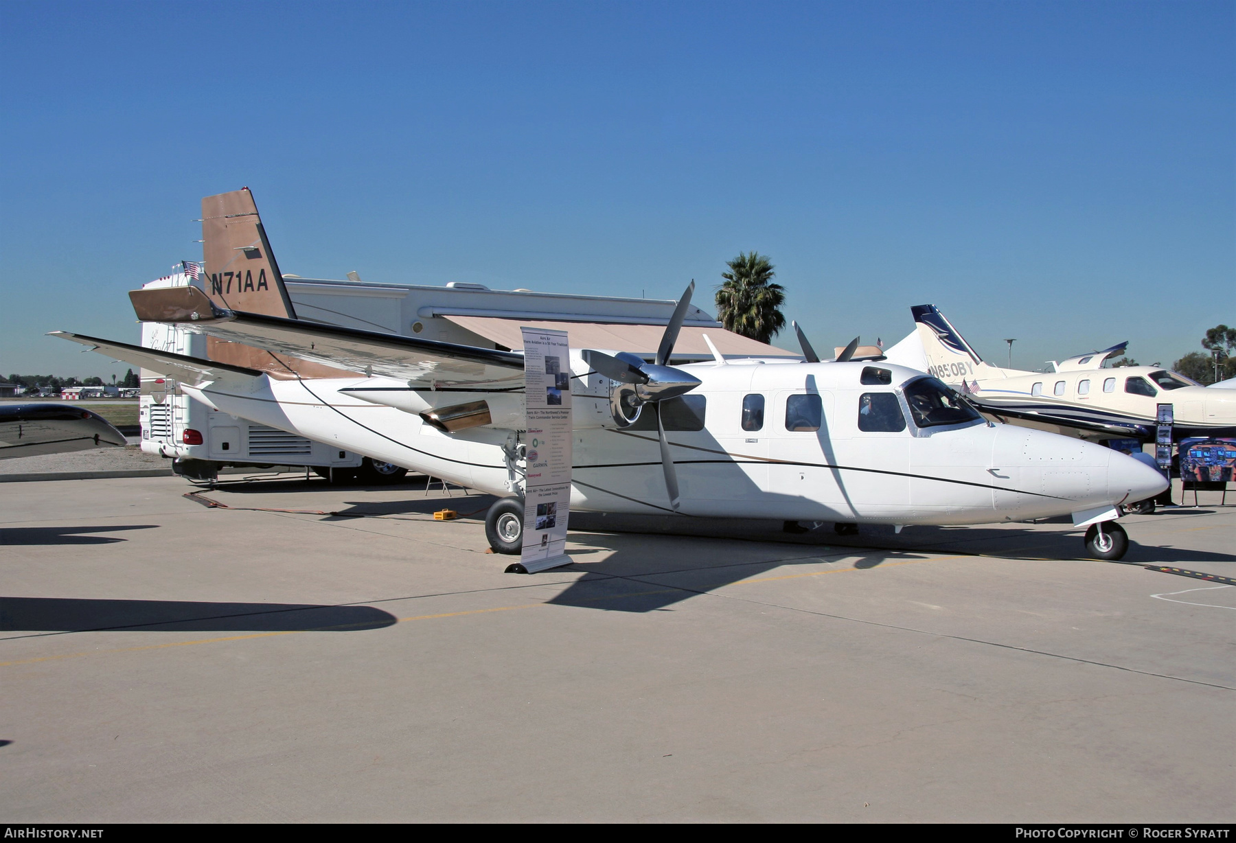 Aircraft Photo of N71AA | Rockwell 690B Turbo Commander | AirHistory.net #528531