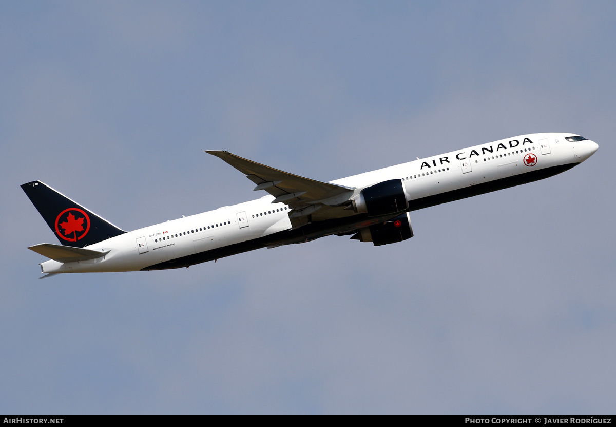 Aircraft Photo of C-FJZS | Boeing 777-333/ER | Air Canada | AirHistory.net #528563