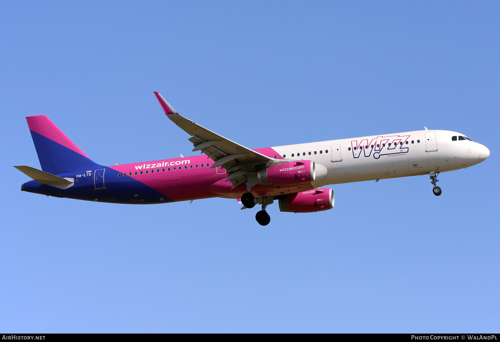 Aircraft Photo of HA-LTG | Airbus A321-231 | Wizz Air | AirHistory.net #528566