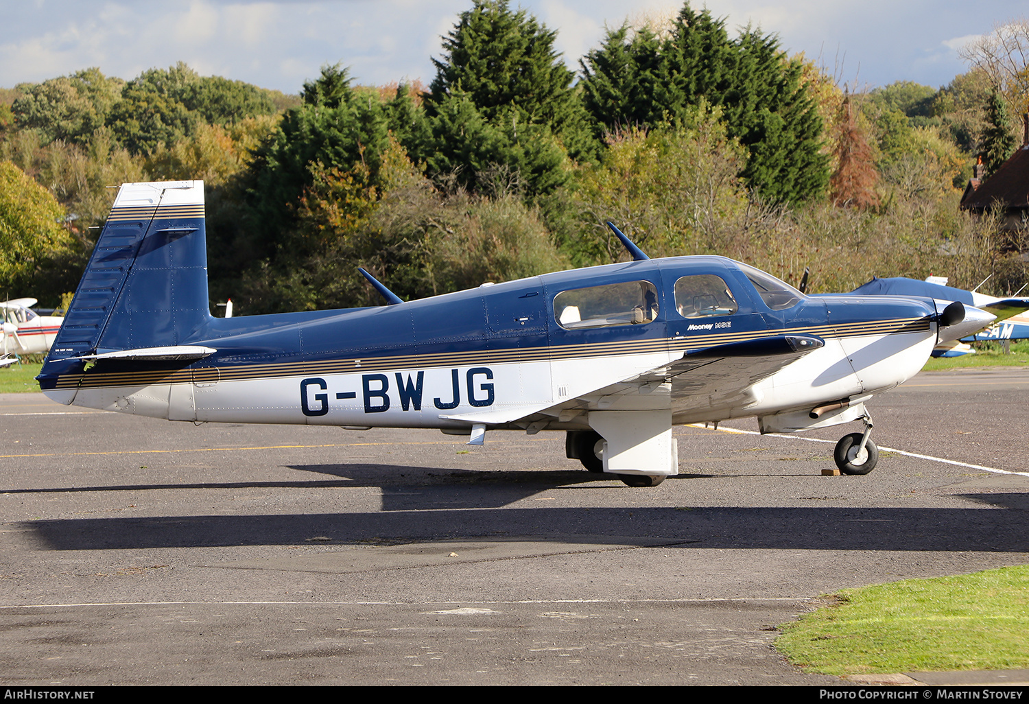 Aircraft Photo of G-BWJG | Mooney M-20J 201 | AirHistory.net #528702