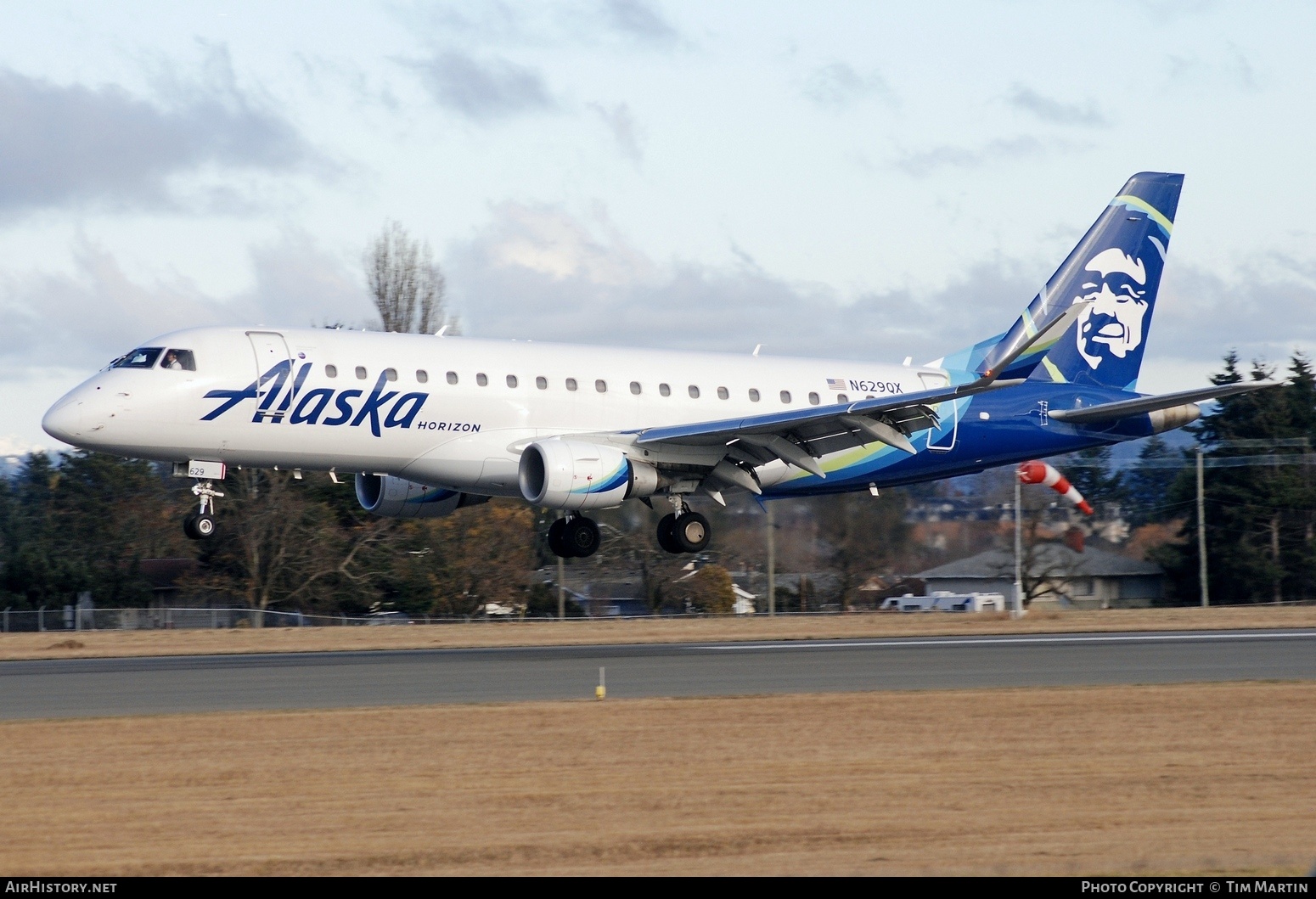 Aircraft Photo of N629QX | Embraer 175LR (ERJ-170-200LR) | Alaska Airlines | AirHistory.net #528801