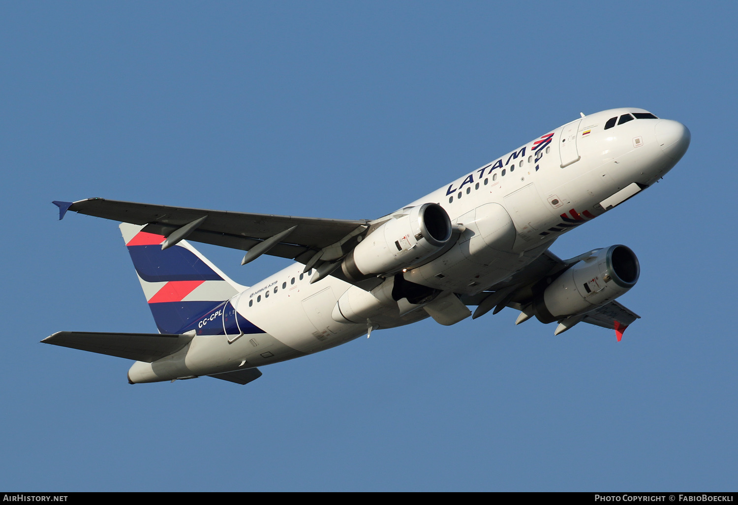 Aircraft Photo of CC-CPL | Airbus A319-132 | LATAM Airlines | AirHistory.net #528836