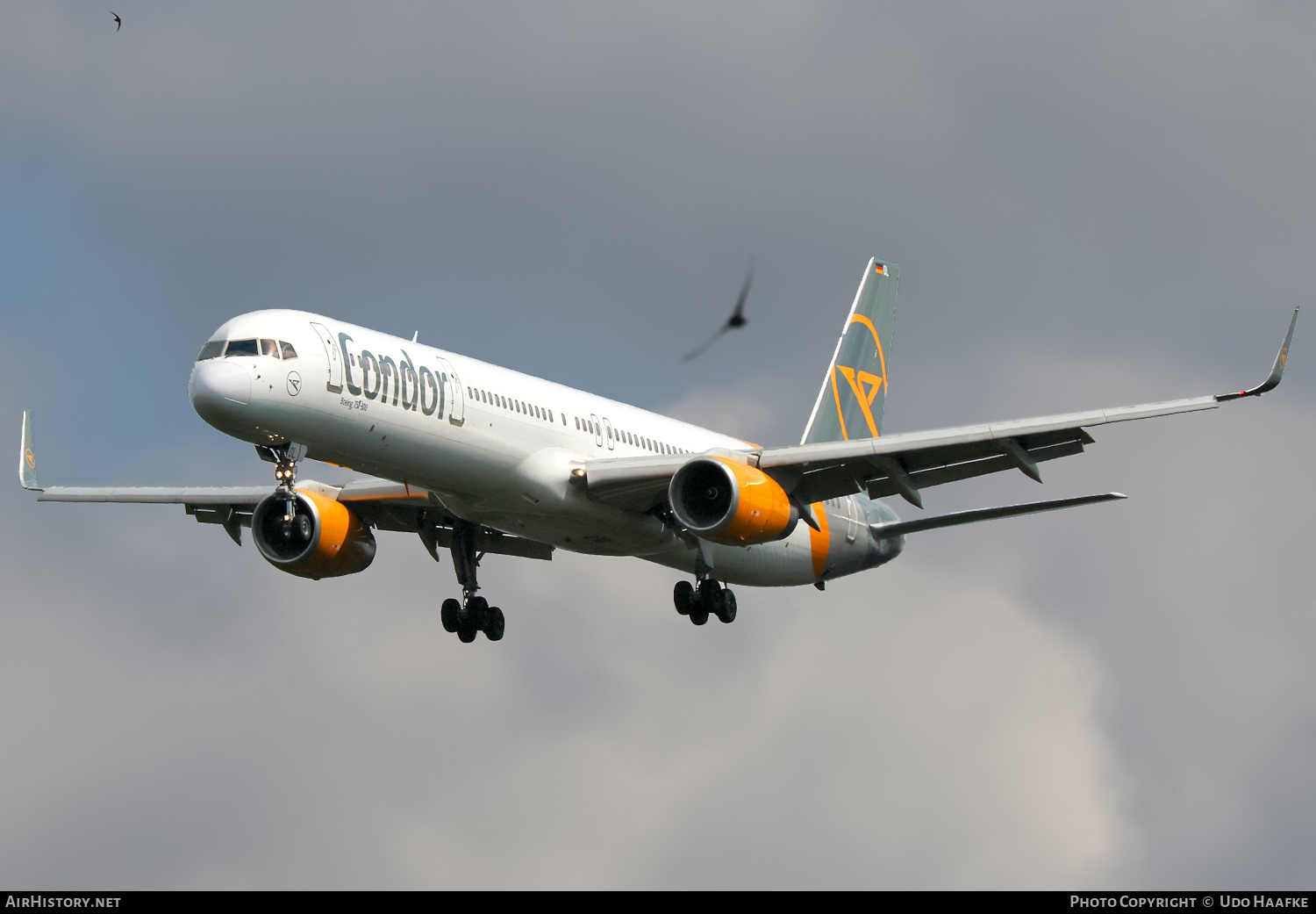 Aircraft Photo of D-ABOL | Boeing 757-330 | Condor Flugdienst | AirHistory.net #528878