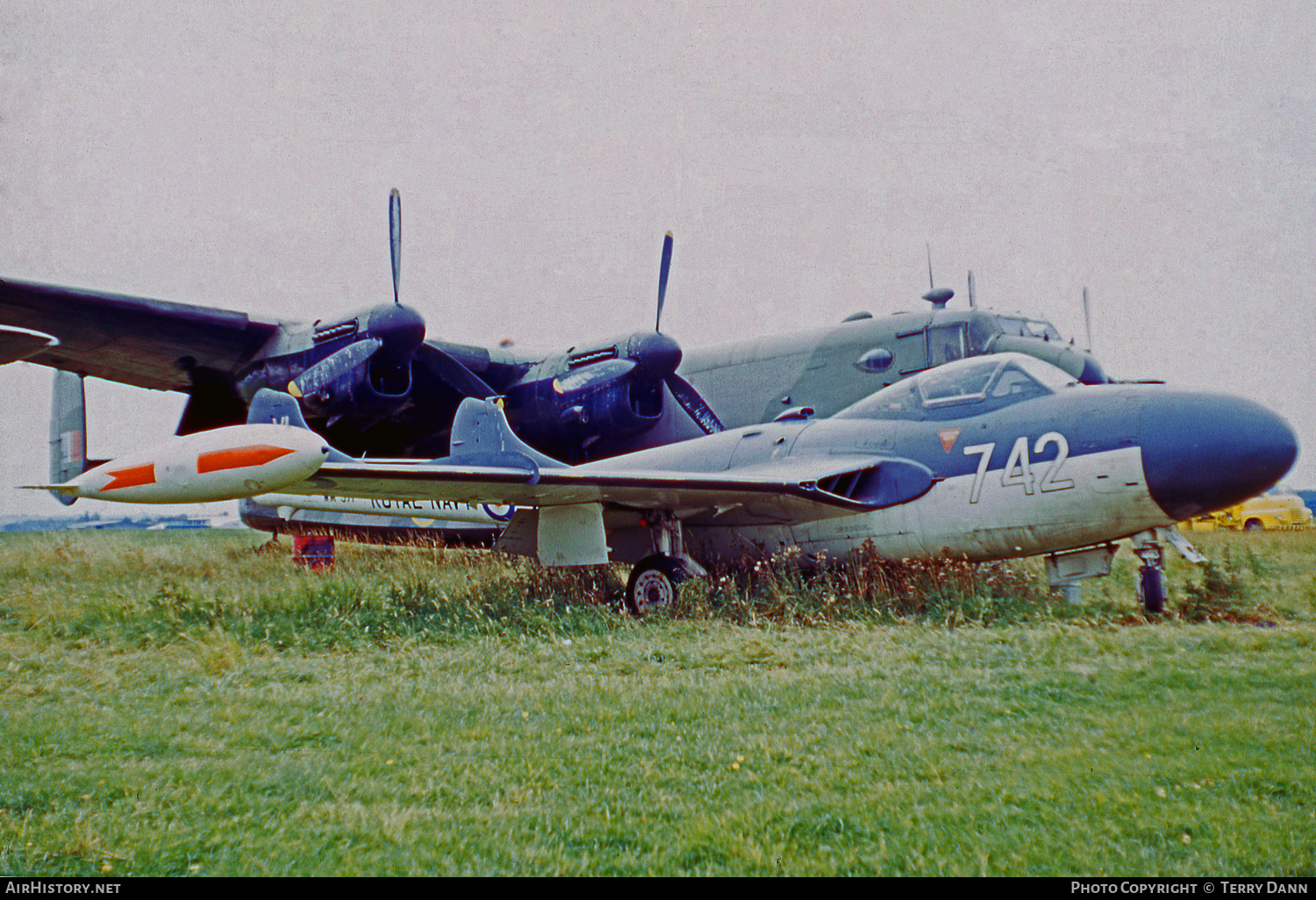 Aircraft Photo of WM571 | De Havilland D.H. 112 Sea Venom FAW22 | UK - Navy | AirHistory.net #528927
