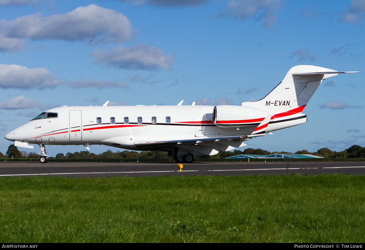 Aircraft Photo of M-EVAN | Bombardier Challenger 300 (BD-100-1A10) | AirHistory.net #528960
