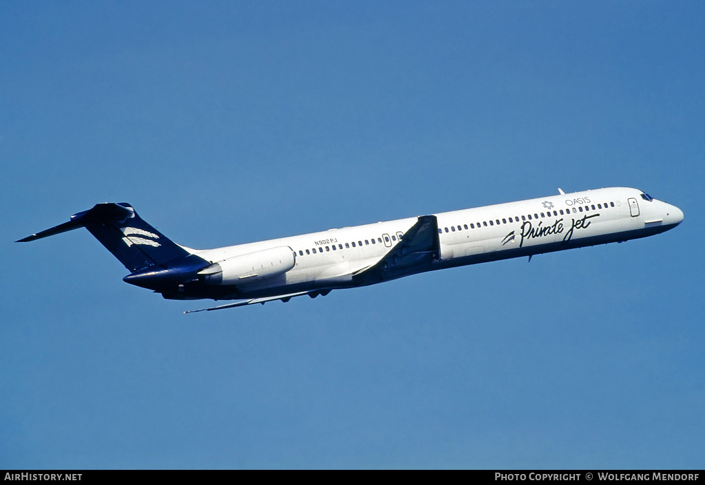 Aircraft Photo of N902PJ | McDonnell Douglas MD-83 (DC-9-83) | Private Jet Expeditions | AirHistory.net #529067