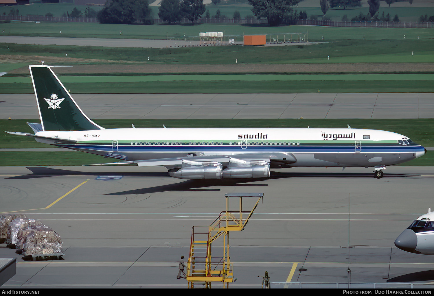 Aircraft Photo of HZ-HM2 | Boeing 707-368C | Saudia - Saudi Arabian Royal Flight | AirHistory.net #529160