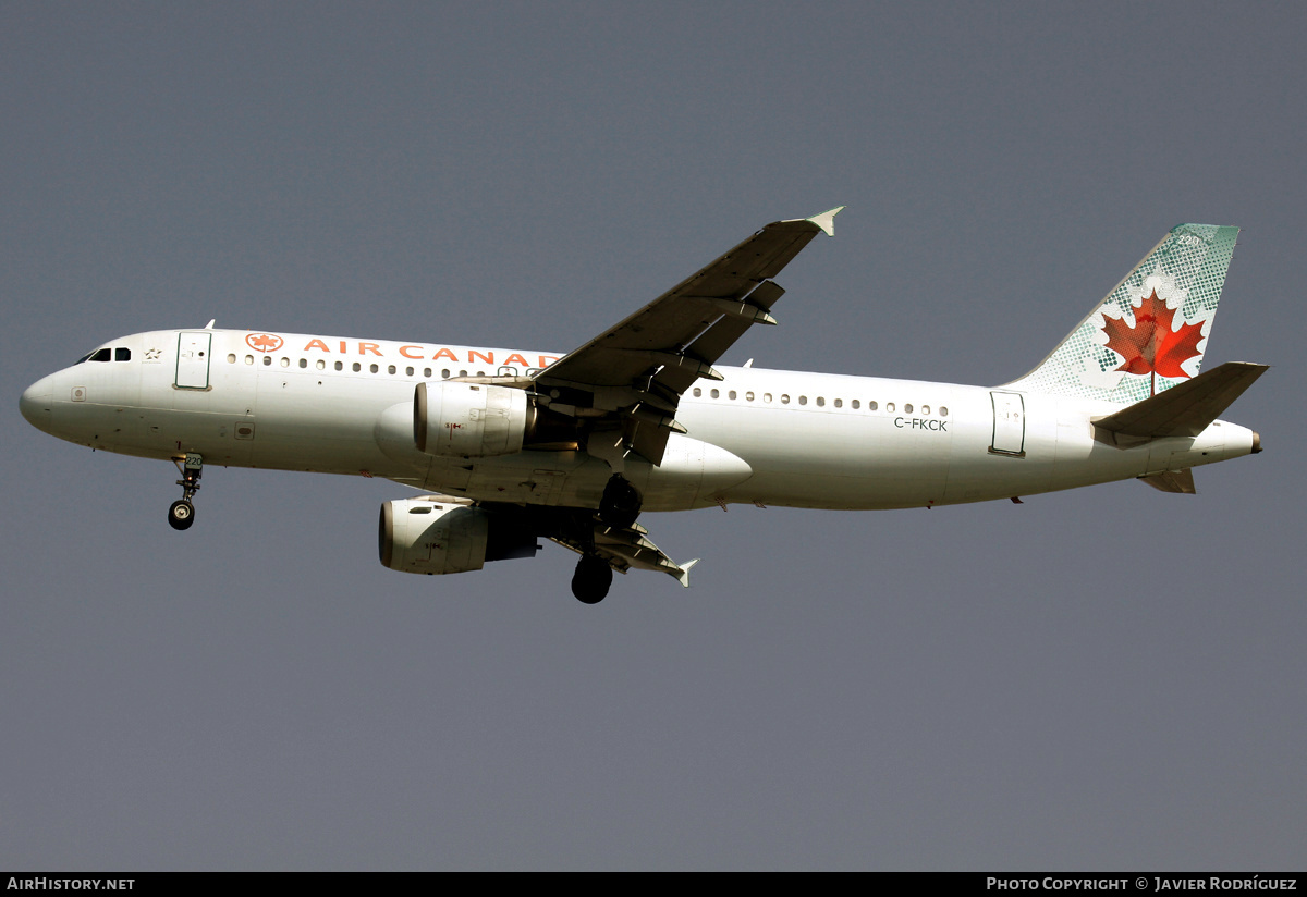 Aircraft Photo of C-FKCK | Airbus A320-211 | Air Canada | AirHistory.net #529319