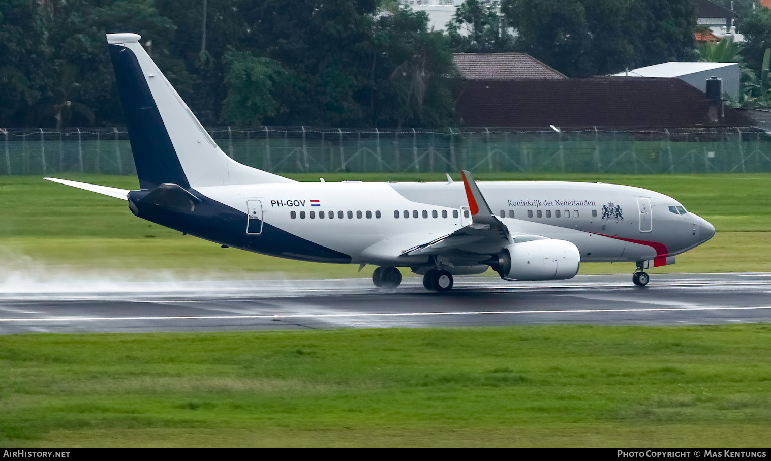 Aircraft Photo of PH-GOV | Boeing 737-700 BBJ | Netherlands Government | AirHistory.net #529432