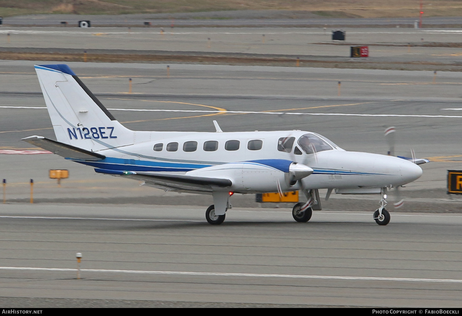 Aircraft Photo of N128EZ | Cessna 441 Conquest | AirHistory.net #529477