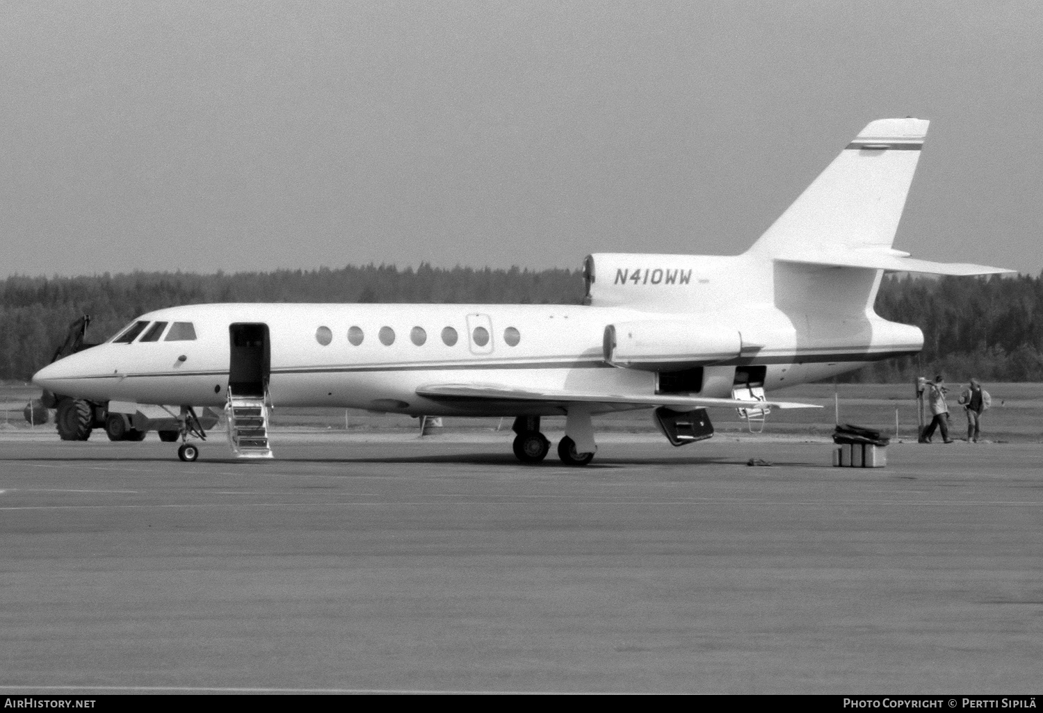 Aircraft Photo of N410WW | Dassault Falcon 50 | AirHistory.net #529521