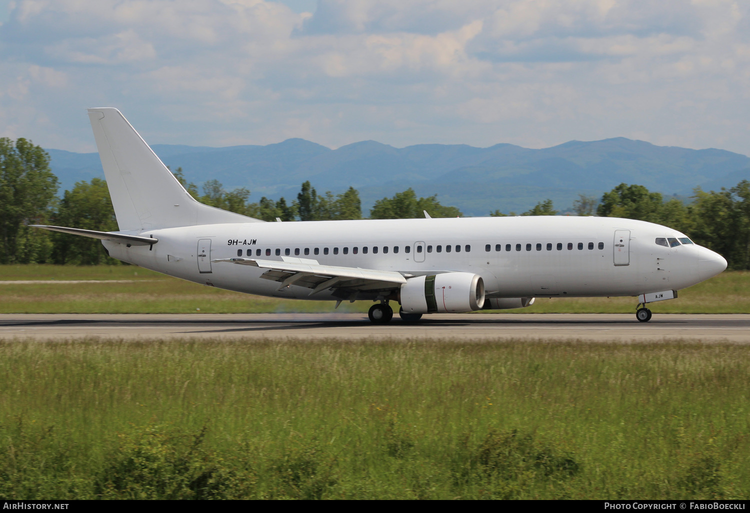 Aircraft Photo of 9H-AJW | Boeing 737-3U3 | AirHistory.net #529548