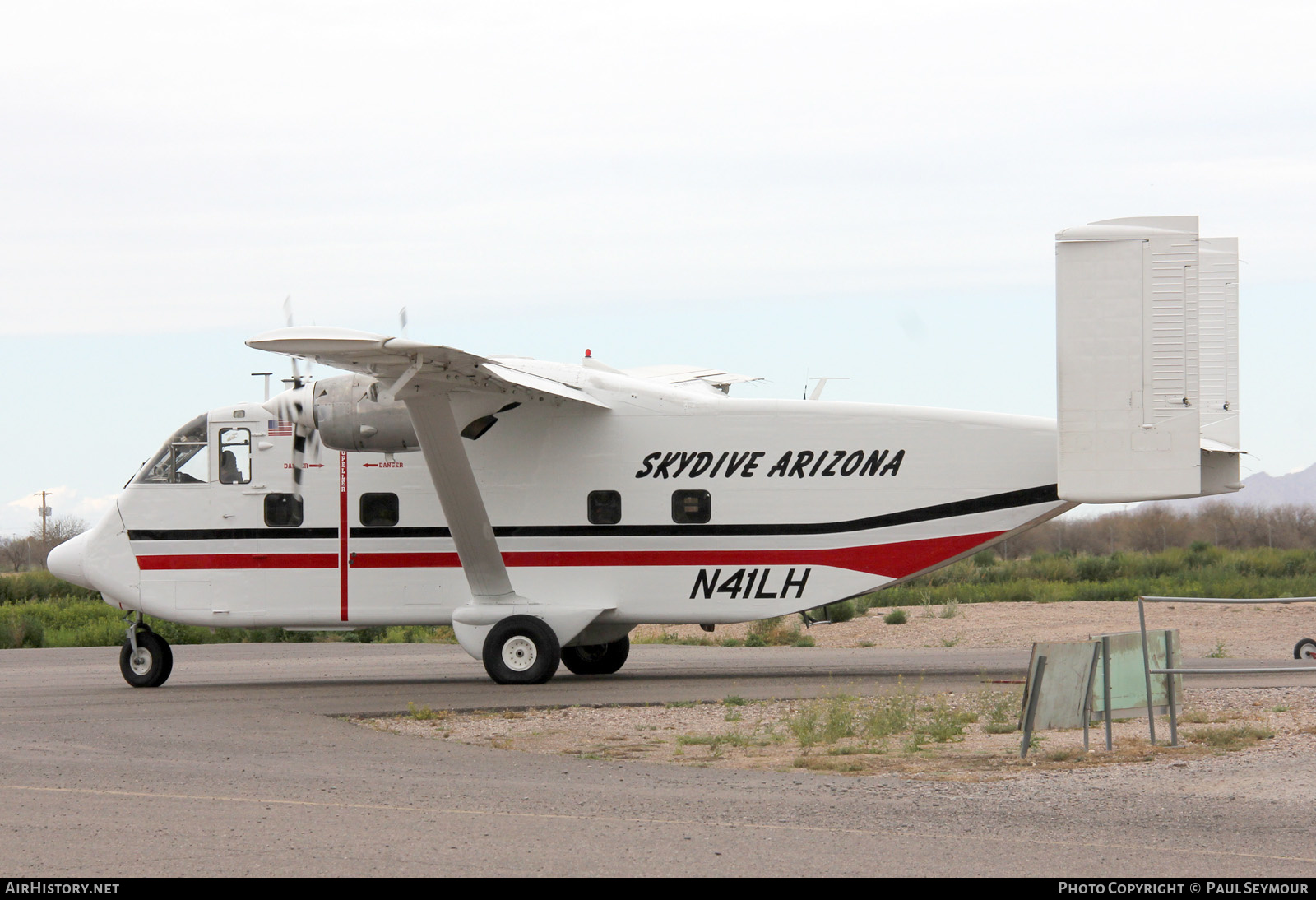 Aircraft Photo of N41LH | Short SC.7 Skyvan 3-100 | Skydive Arizona | AirHistory.net #529549