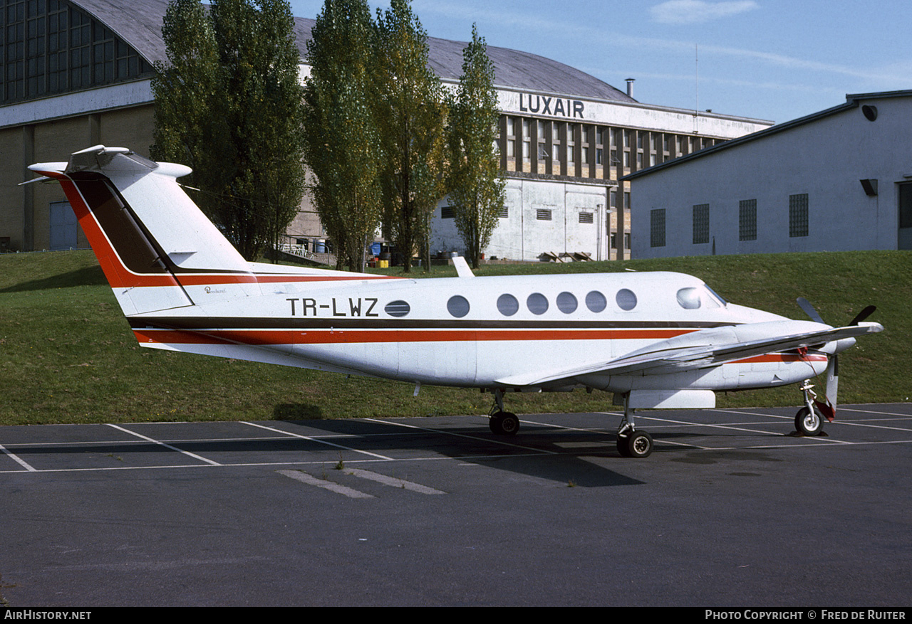Aircraft Photo of TR-LWZ | Beech 200 Super King Air | AirHistory.net #529576