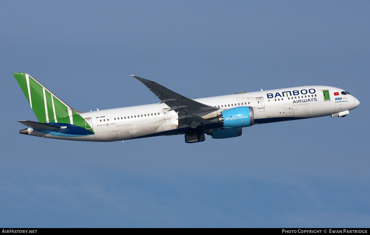 Aircraft Photo of VN-A818 | Boeing 787-9 Dreamliner | Bamboo Airways | AirHistory.net #529617