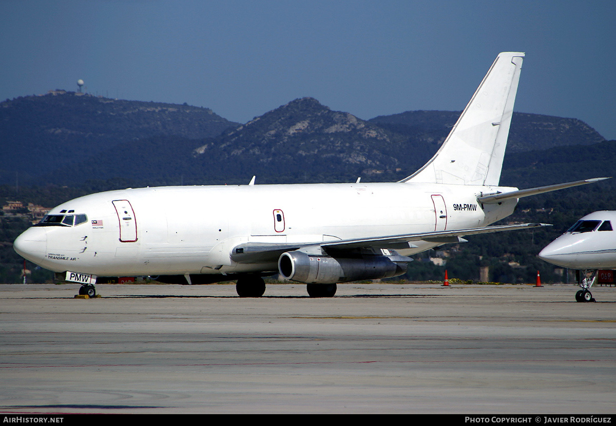 Aircraft Photo of 9M-PMW | Boeing 737-209/Adv(F) | Transmile Air Services | AirHistory.net #529646