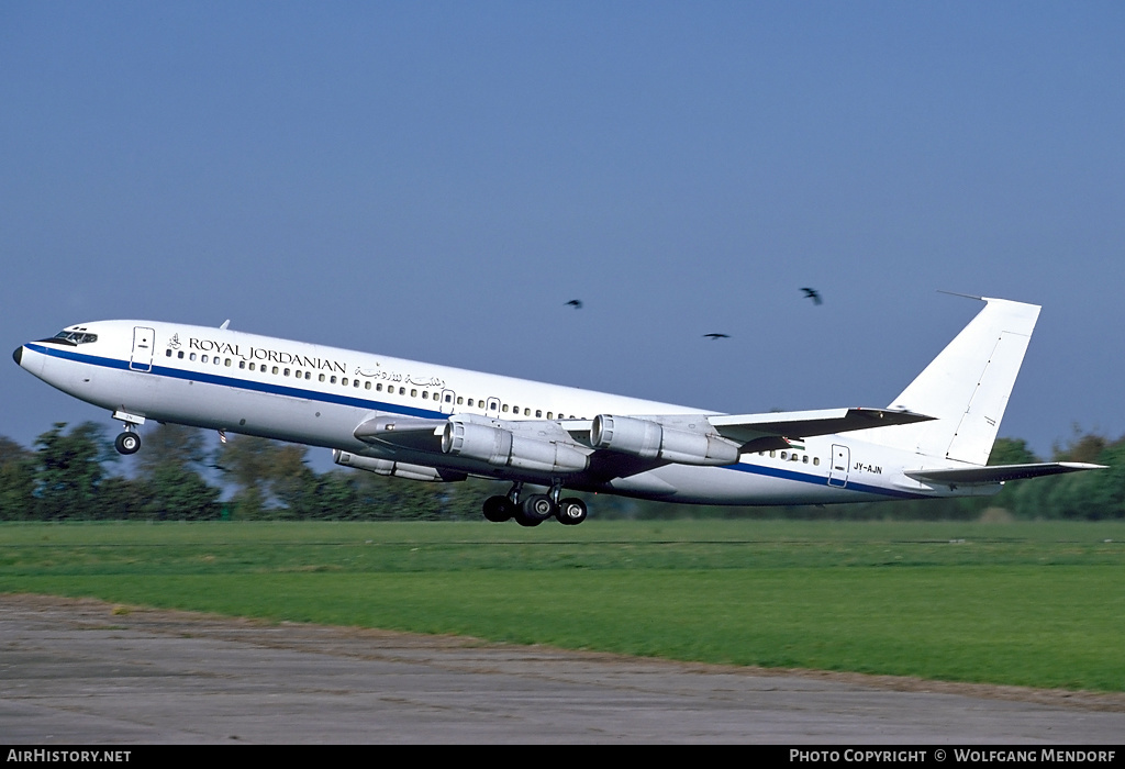 Aircraft Photo of JY-AJN | Boeing 707-3J6C | Royal Jordanian Airlines Cargo | AirHistory.net #529678