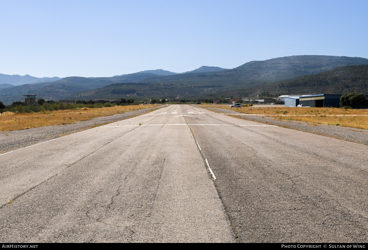 Airport photo of Beas de Segura - El Cornicabral (LEBE) in Spain | AirHistory.net #529751