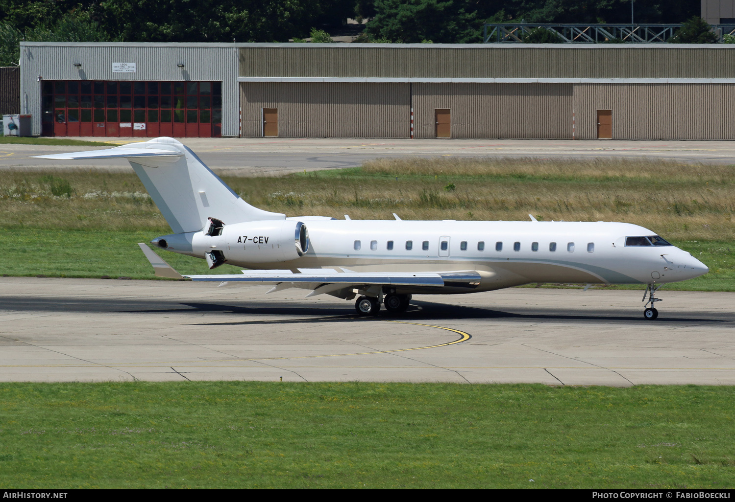 Aircraft Photo of A7-CEV | Bombardier Global 5000 (BD-700-1A11) | AirHistory.net #529805