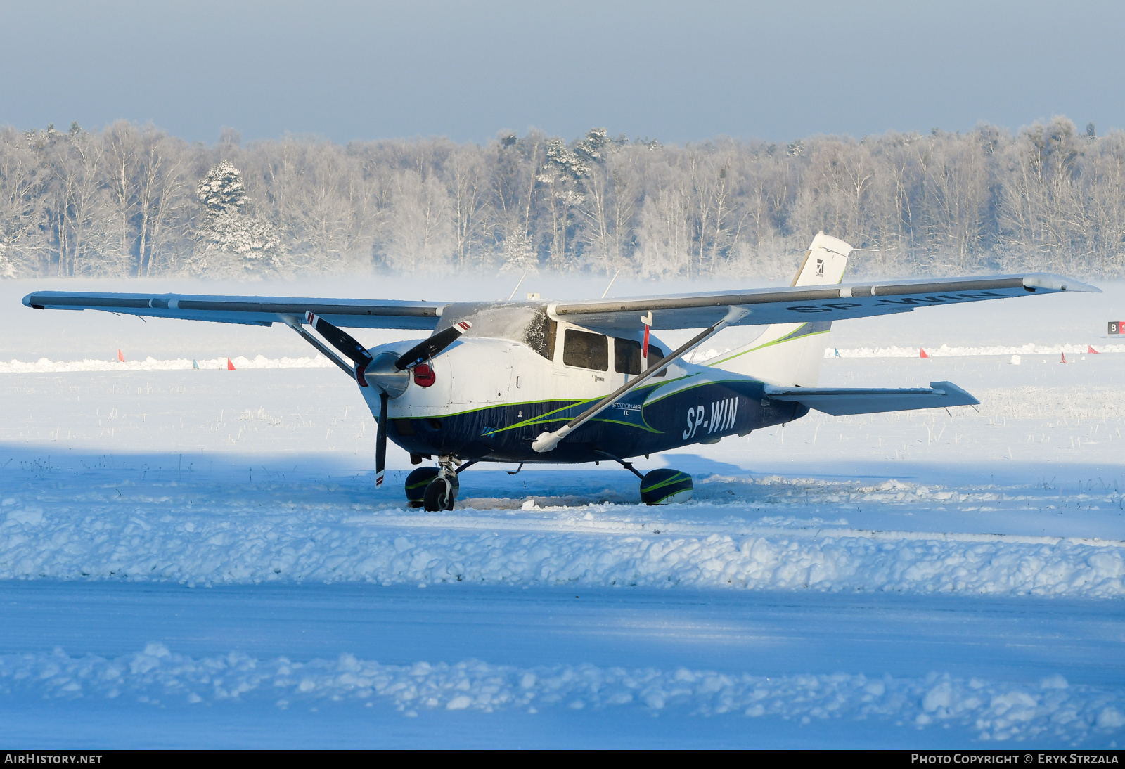 Aircraft Photo of SP-WIN | Cessna T206H Turbo Stationair TC | AirHistory.net #529831