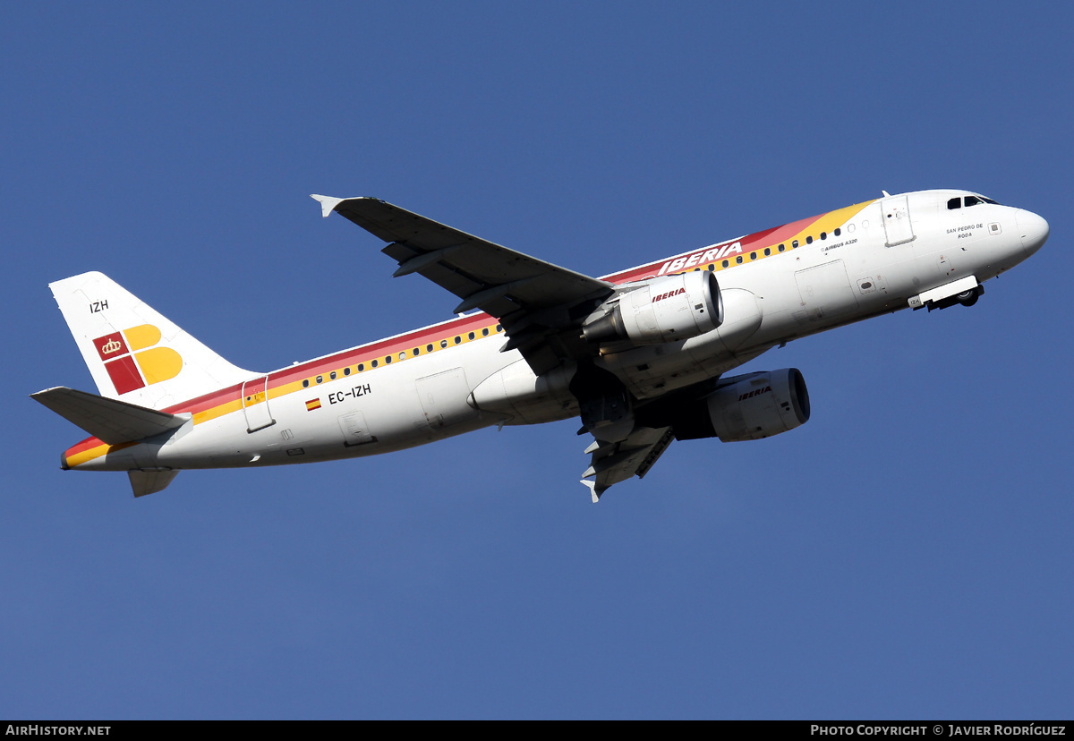 Aircraft Photo of EC-IZH | Airbus A320-214 | Iberia | AirHistory.net #529907