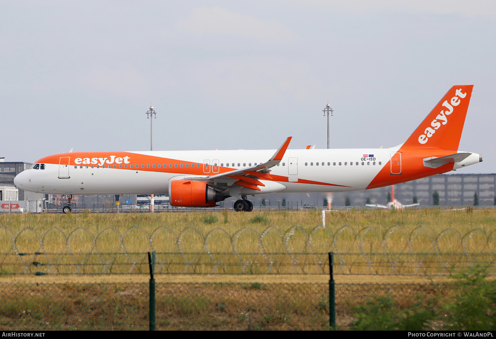 Aircraft Photo of OE-ISD | Airbus A321-251NX | EasyJet | AirHistory.net #530013