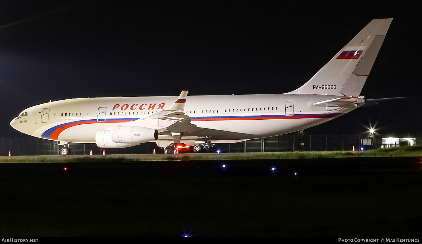 Aircraft Photo of RA-96023 | Ilyushin Il-96-300 | Rossiya - Special Flight Detachment | AirHistory.net #530025