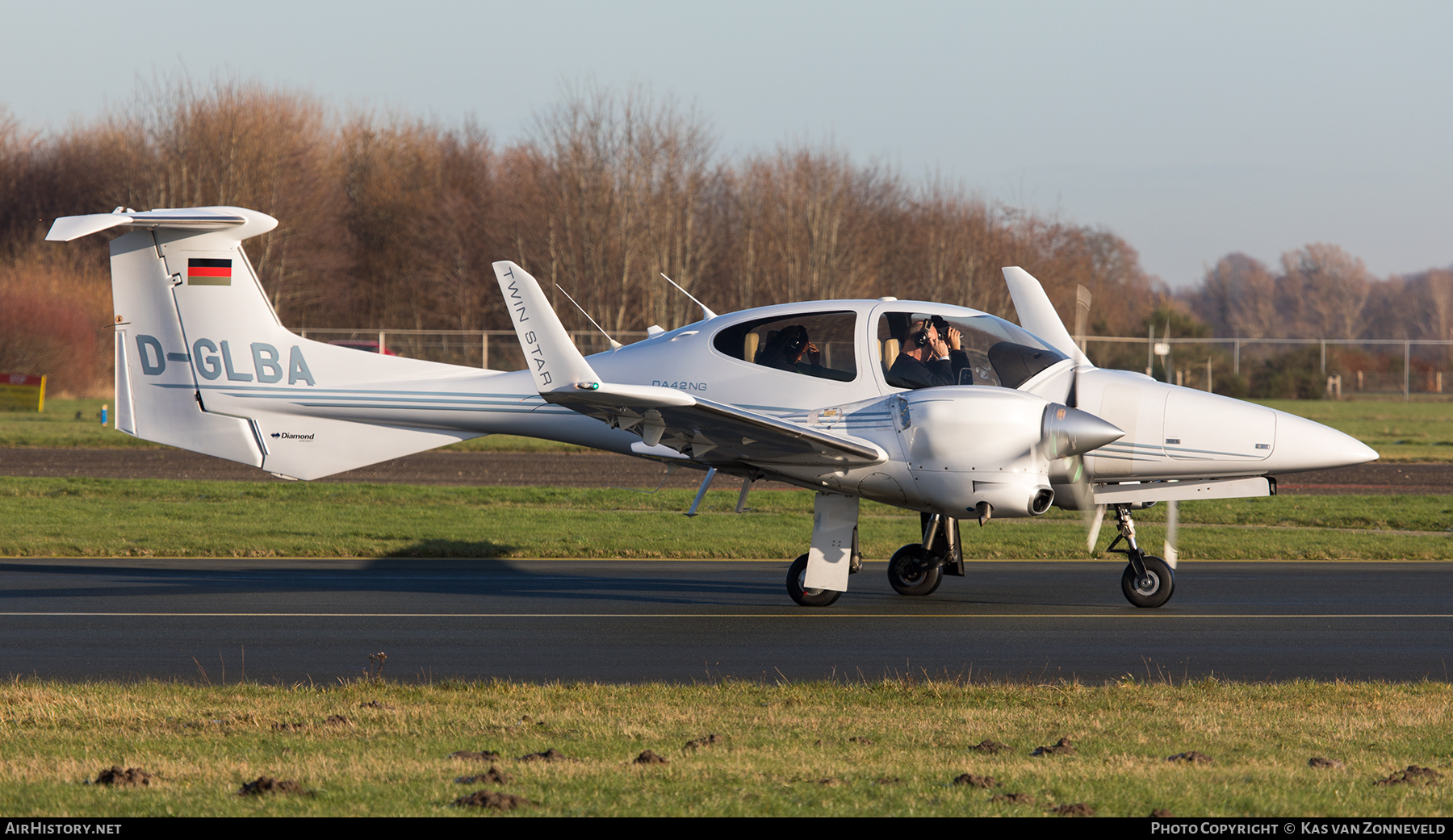 Aircraft Photo of D-GLBA | Diamond DA42 Twin Star | AirHistory.net #530059