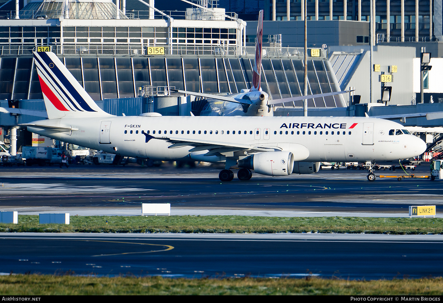 Aircraft Photo of F-GKXN | Airbus A320-214 | Air France | AirHistory.net #530162