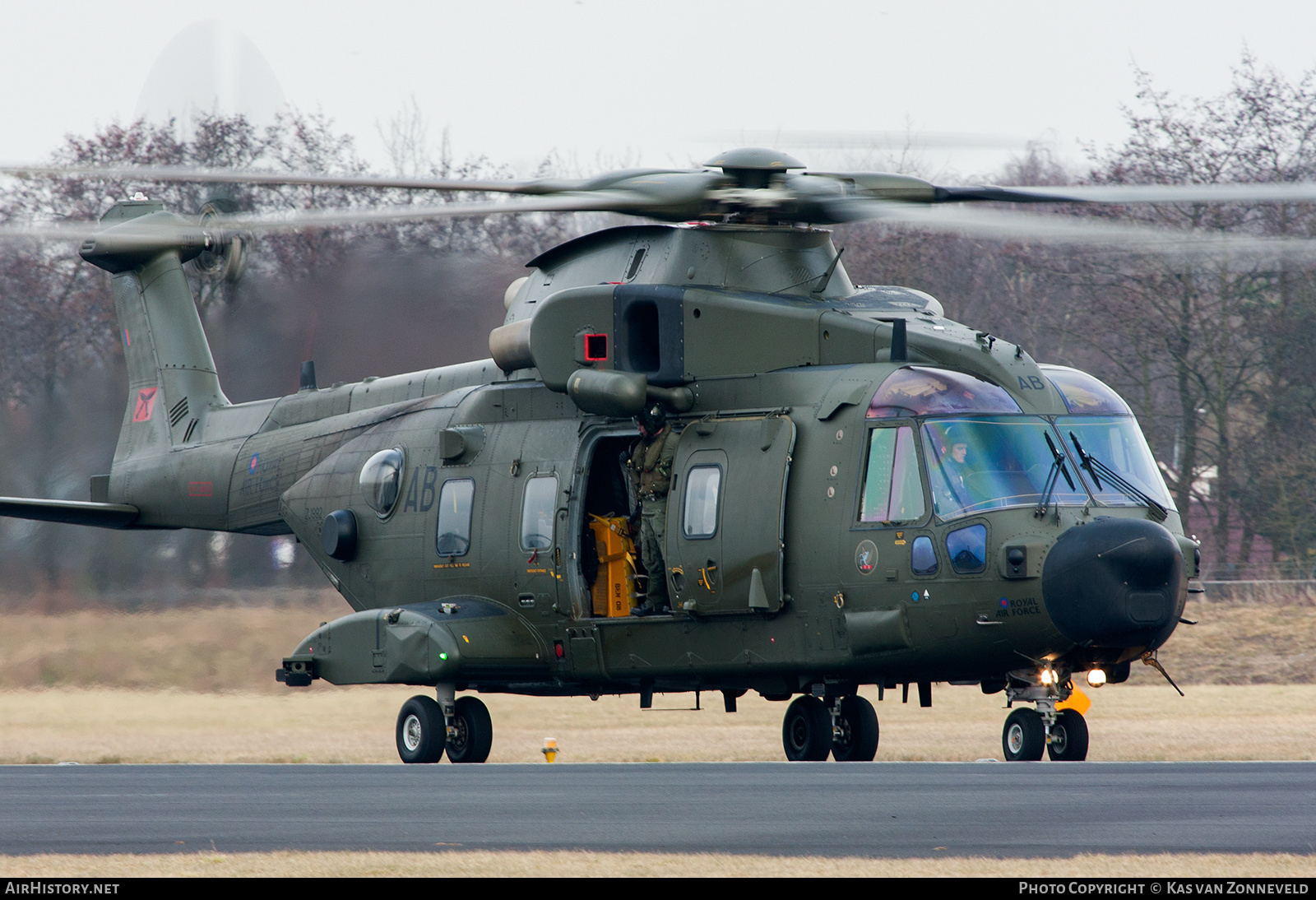 Aircraft Photo of ZJ992 | AgustaWestland EH101-512 Merlin HC3A | UK - Air Force | AirHistory.net #530169