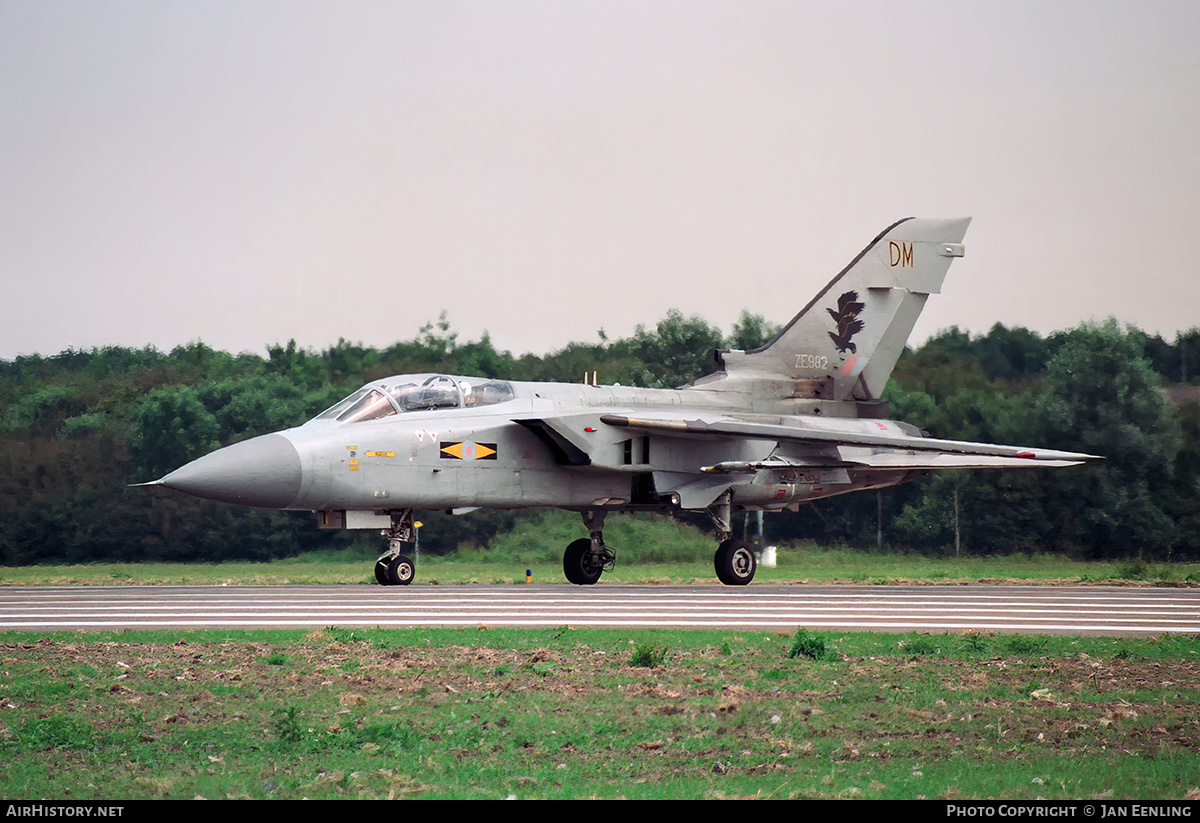 Aircraft Photo of ZE982 | Panavia Tornado F3 | UK - Air Force | AirHistory.net #530177