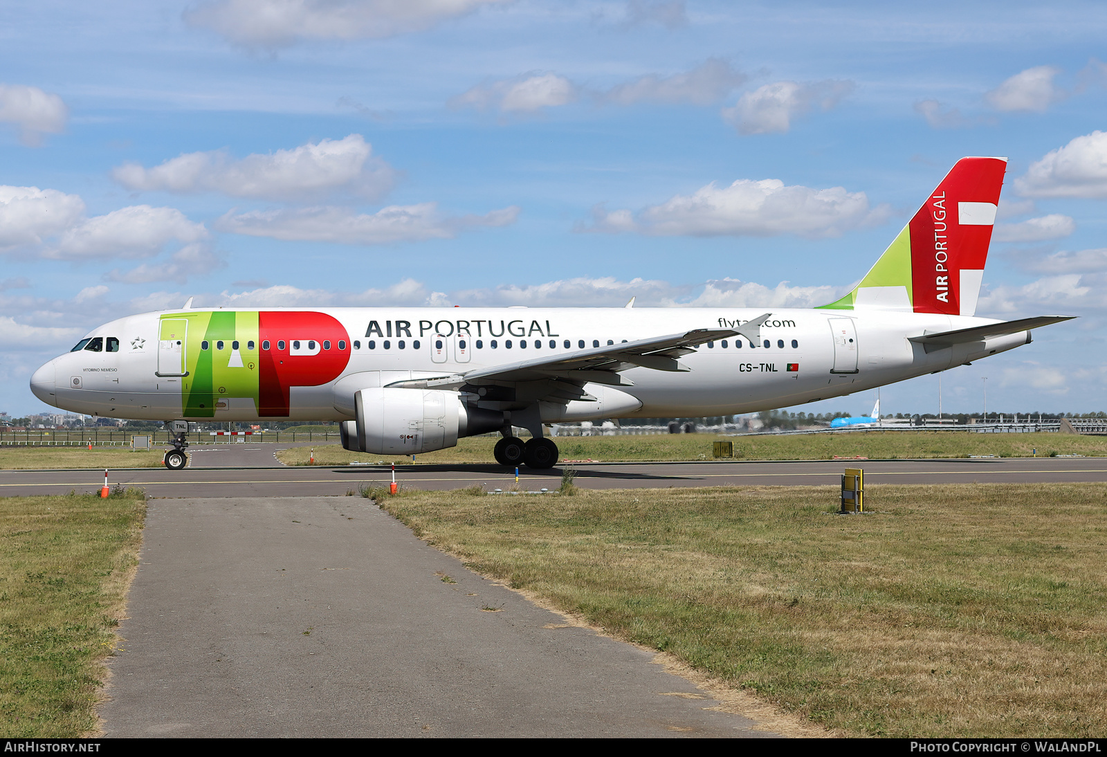Aircraft Photo of CS-TNL | Airbus A320-214 | TAP Air Portugal | AirHistory.net #530216