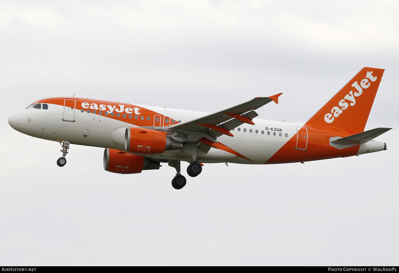 Aircraft Photo of G-EZDR | Airbus A319-111 | EasyJet | AirHistory.net #530268