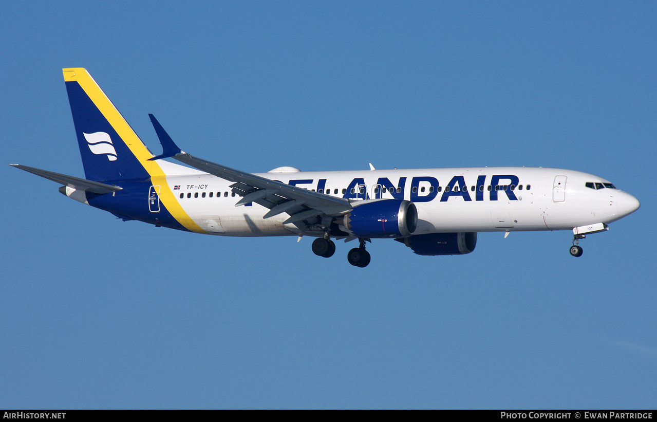 Aircraft Photo of TF-ICY | Boeing 737-8 Max 8 | Icelandair | AirHistory.net #530310