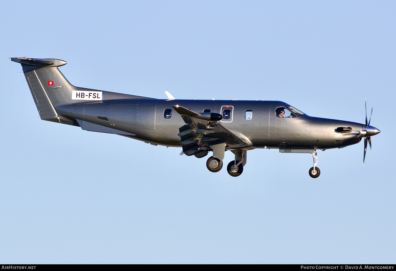 Aircraft Photo of HB-FSL | Pilatus PC-12 | AirHistory.net #530356
