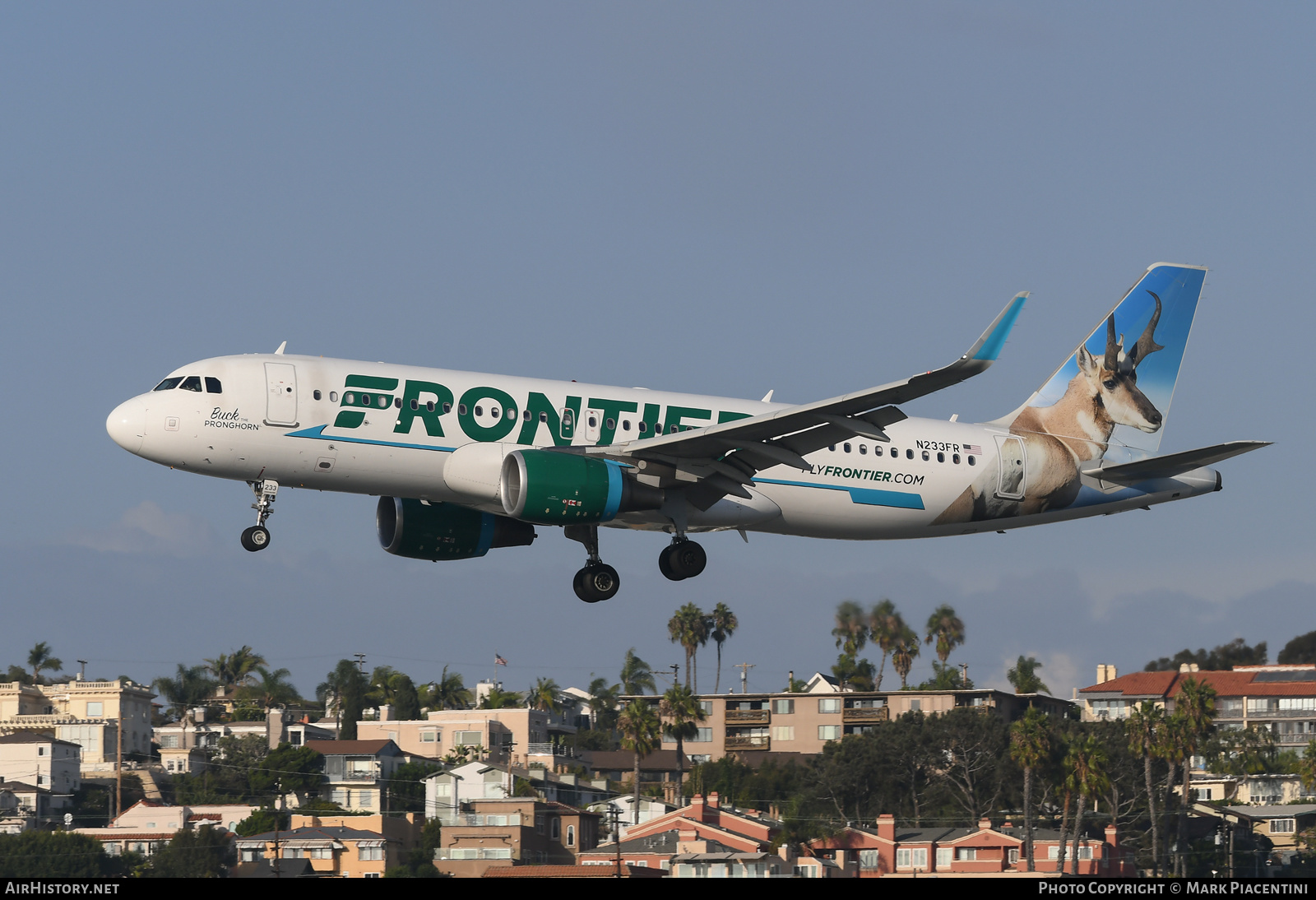 Aircraft Photo of N233FR | Airbus A320-214 | Frontier Airlines | AirHistory.net #530519