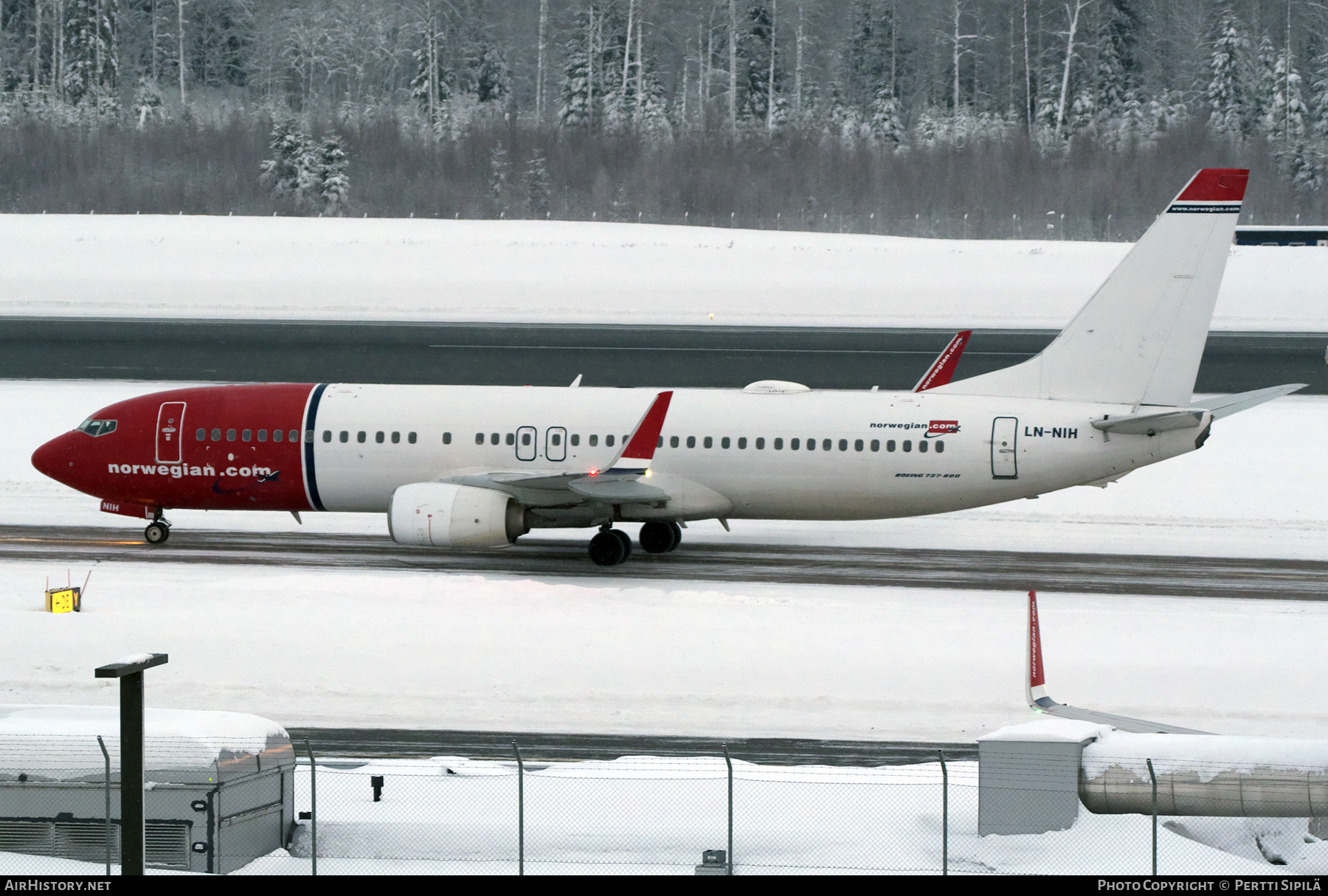 Aircraft Photo of LN-NIH | Boeing 737-8JP | Norwegian | AirHistory.net #530529
