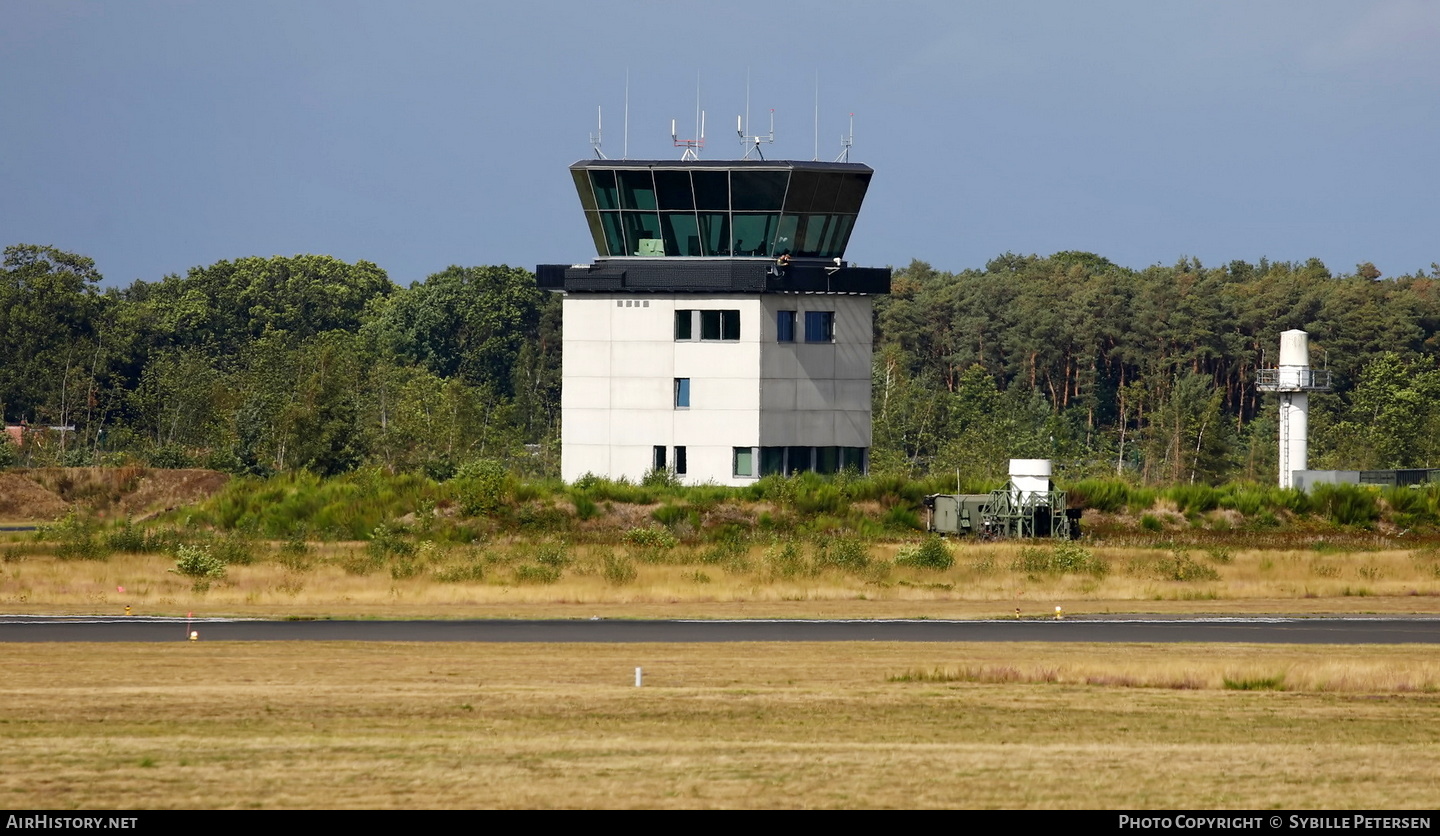 Airport photo of Kleine Brogel (EBBL) in Belgium | AirHistory.net #530539