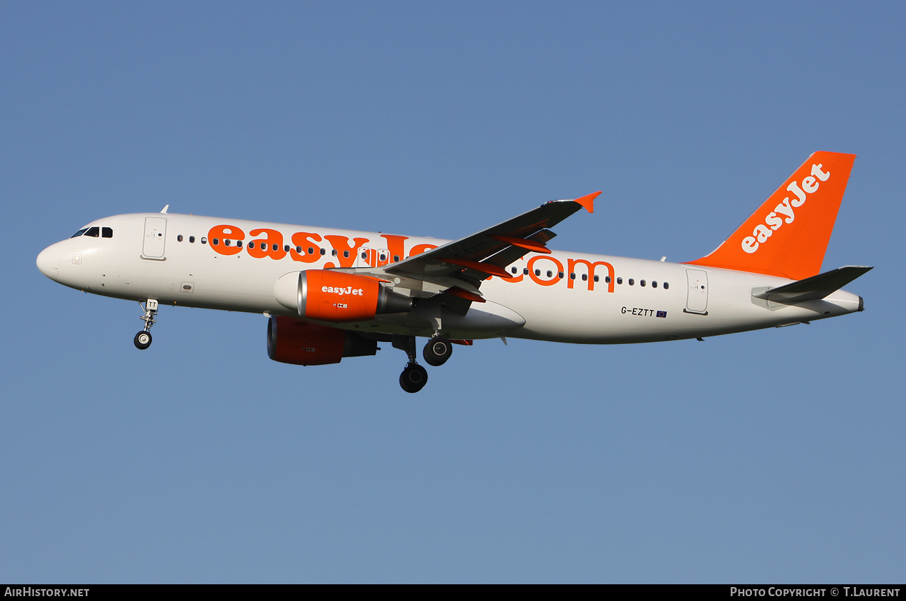Aircraft Photo of G-EZTT | Airbus A320-214 | EasyJet | AirHistory.net #530573