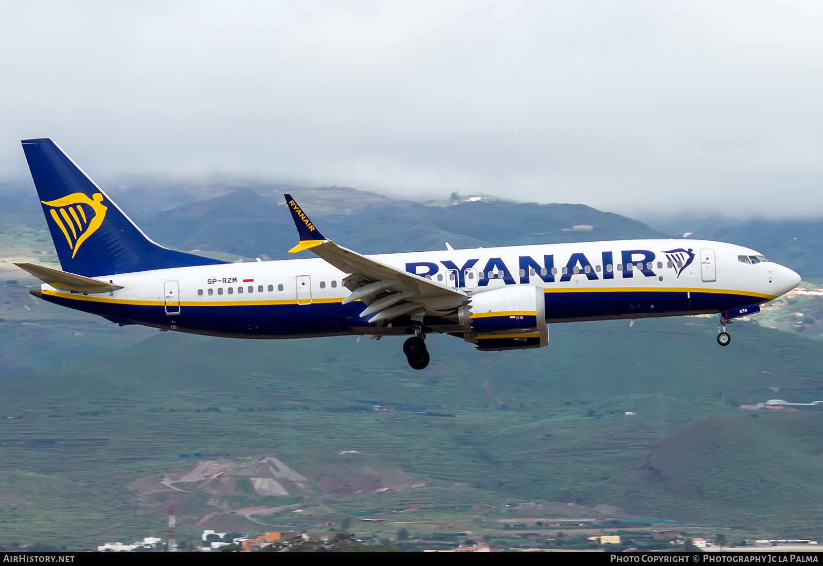Aircraft Photo of SP-RZM | Boeing 737-8200 Max 200 | Ryanair | AirHistory.net #530702