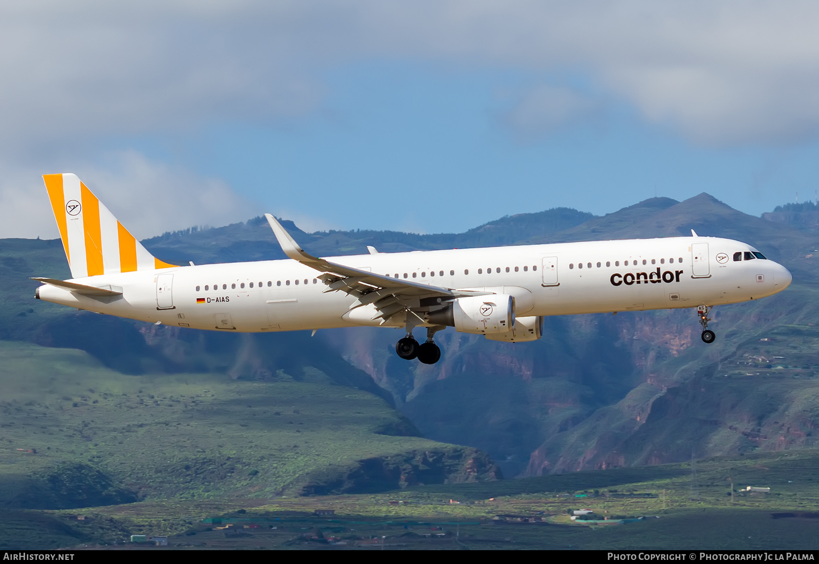 Aircraft Photo of D-AIAS | Airbus A321-211 | Condor Flugdienst | AirHistory.net #530738
