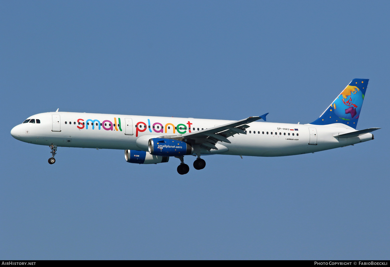 Aircraft Photo of SP-HAU | Airbus A321-231 | Small Planet Airlines | AirHistory.net #530765