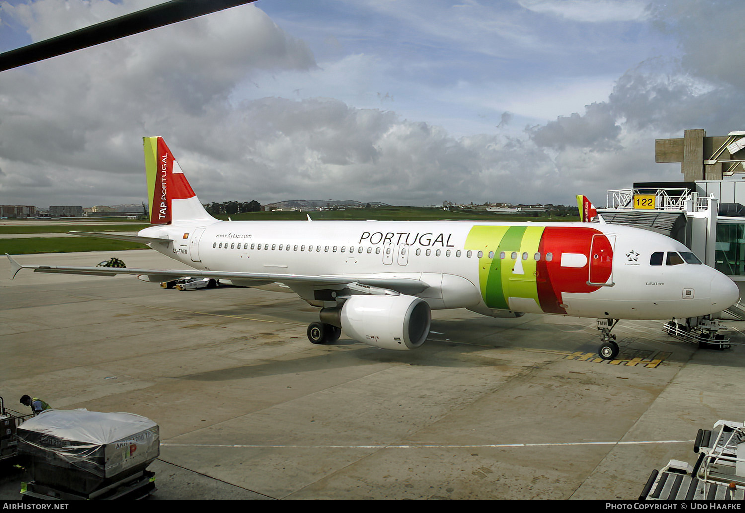 Aircraft Photo of CS-TMW | Airbus A320-214 | TAP Portugal | AirHistory.net #530815