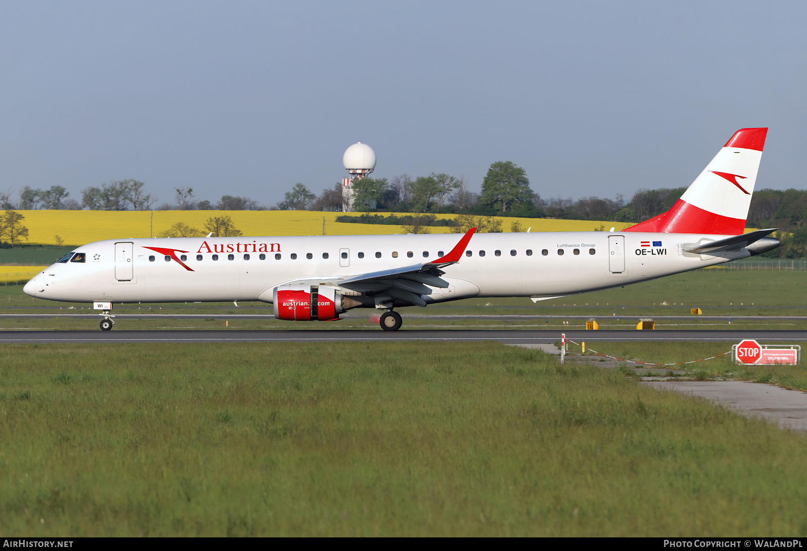 Aircraft Photo of OE-LWI | Embraer 195LR (ERJ-190-200LR) | Austrian Airlines | AirHistory.net #530821