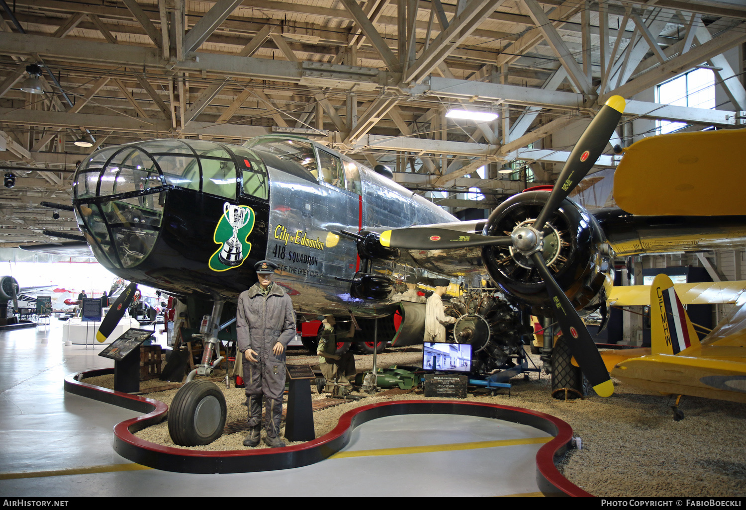 Aircraft Photo of FW251 | North American B-25J Mitchell 3 | Canada - Air Force | AirHistory.net #530840