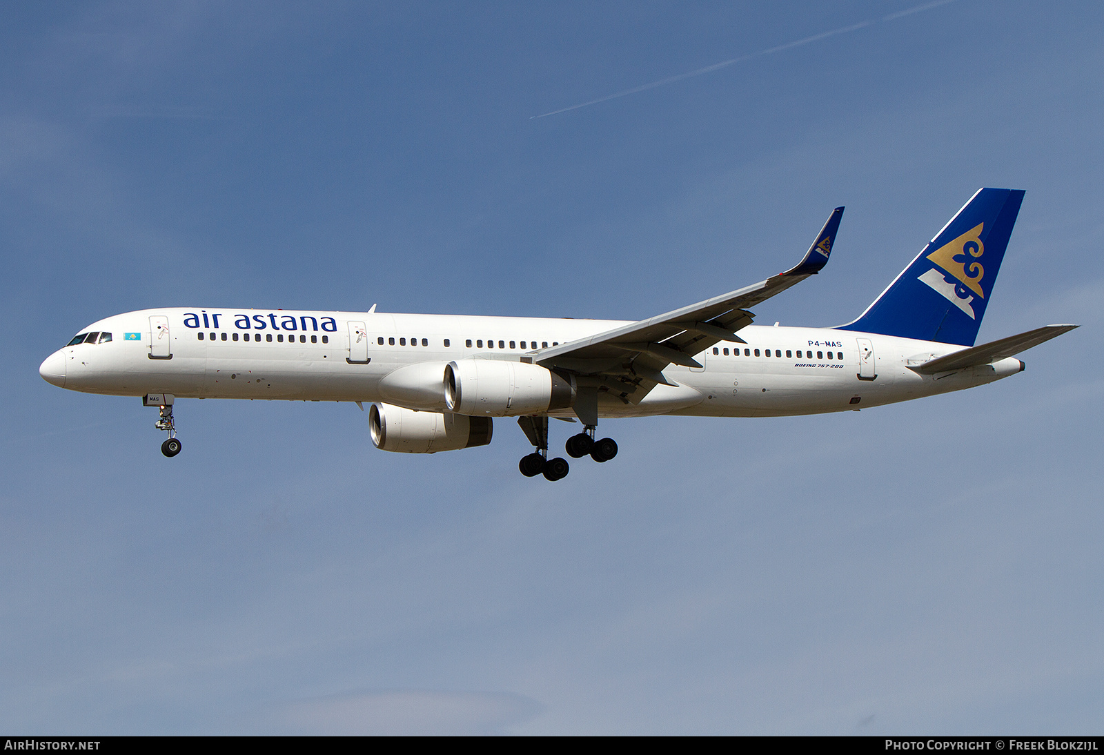 Aircraft Photo of P4-MAS | Boeing 757-2Q8 | Air Astana | AirHistory.net #530914