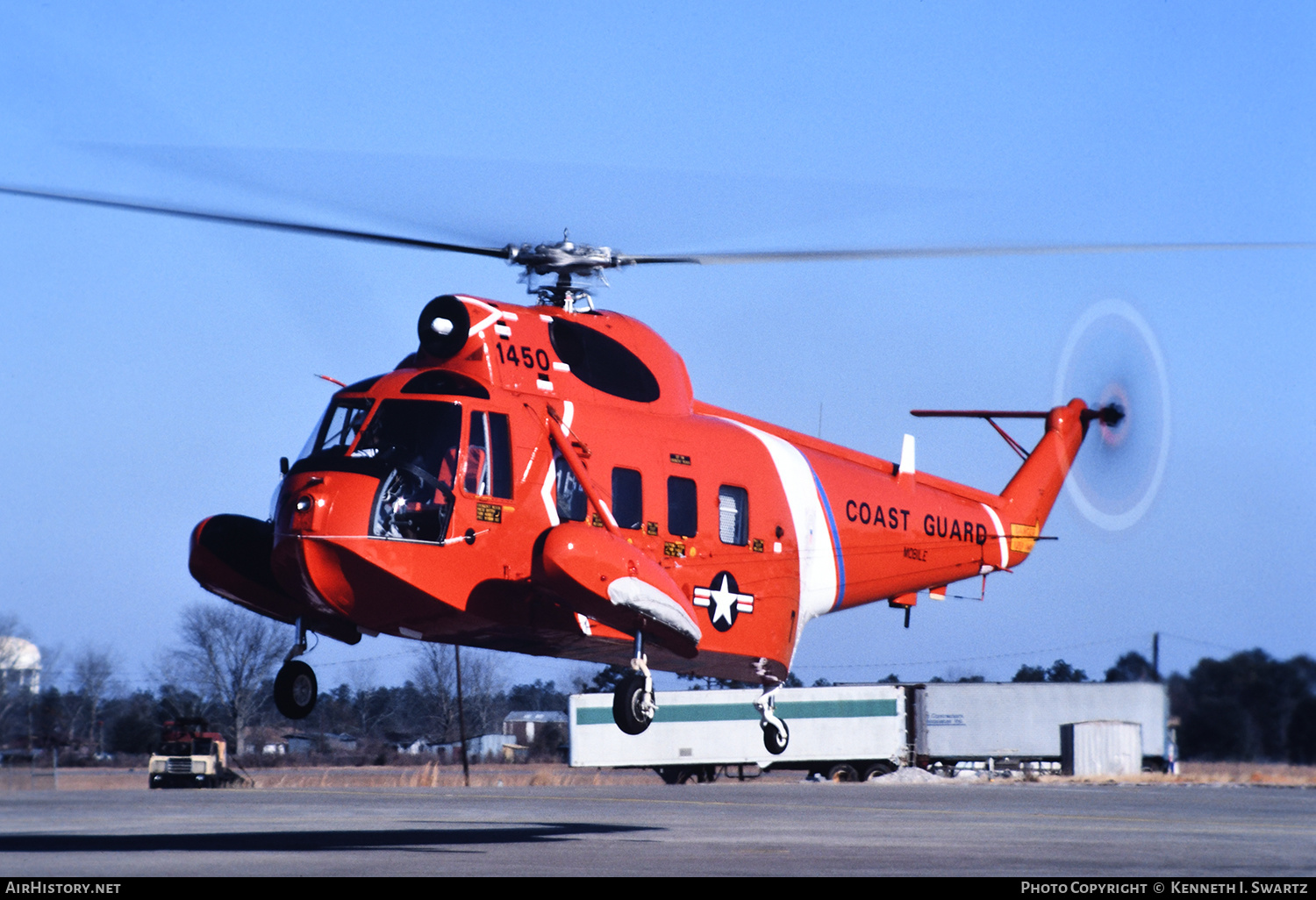 Aircraft Photo of 1450 | Sikorsky HH-52A Seaguard (S-62A) | USA - Coast Guard | AirHistory.net #530920
