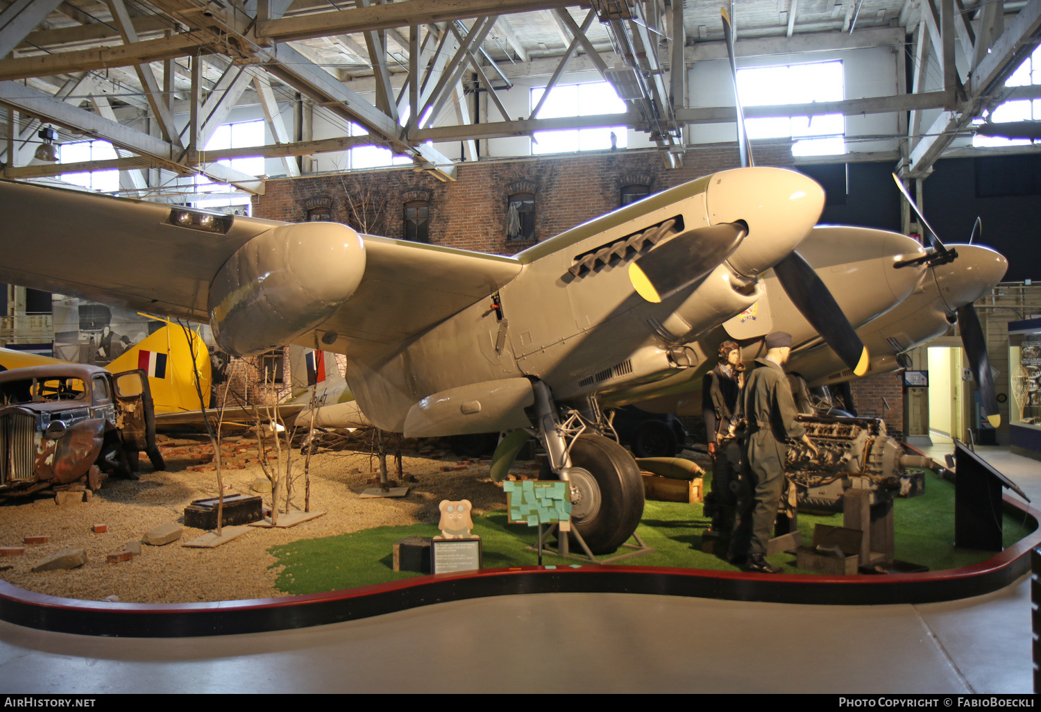 Aircraft Photo of HR147 | De Havilland D.H. 98 Mosquito B35 | Canada - Air Force | AirHistory.net #530921