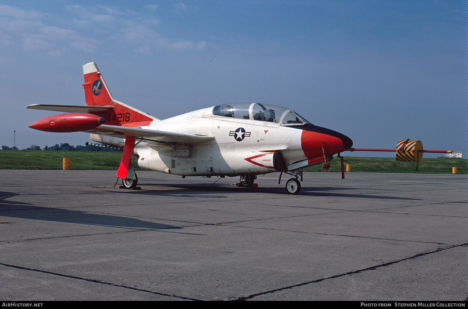 Aircraft Photo of 144218 | North American YT-2B | USA - Navy | AirHistory.net #530932