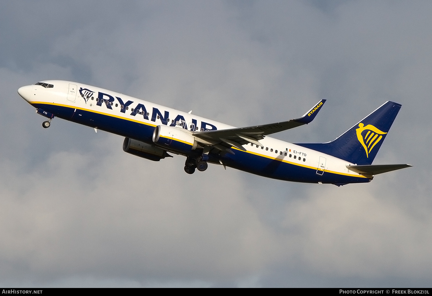 Aircraft Photo of EI-FTD | Boeing 737-800 | Ryanair | AirHistory.net #530949